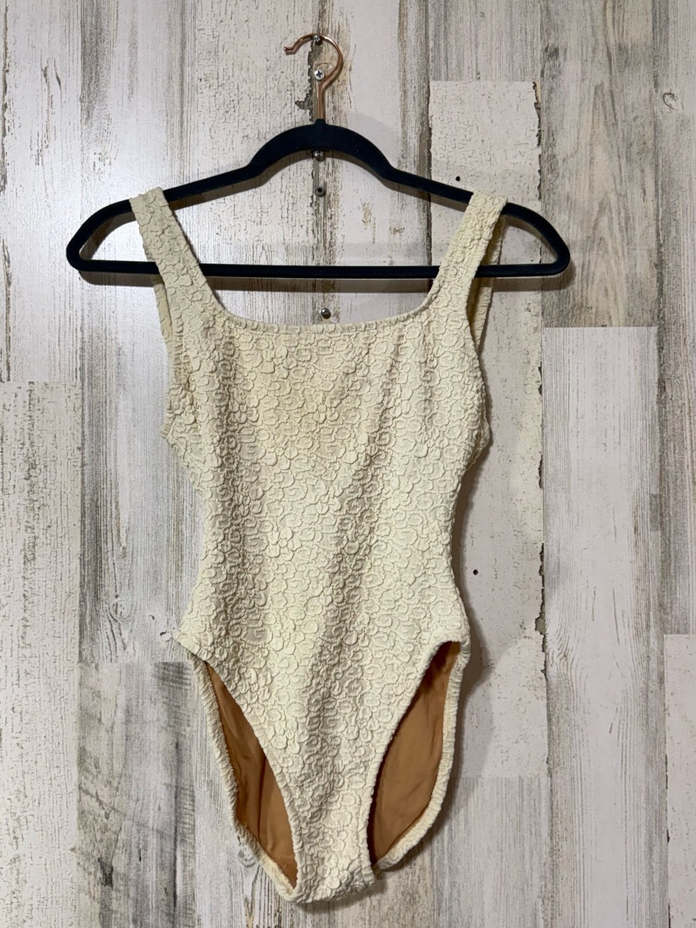 Vintage Daffy Swimwear Cream Textured Slim Fit One-Piece Swimsuit